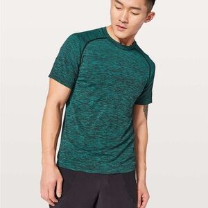 Lululemon Metal Vent Tech Short Sleeve